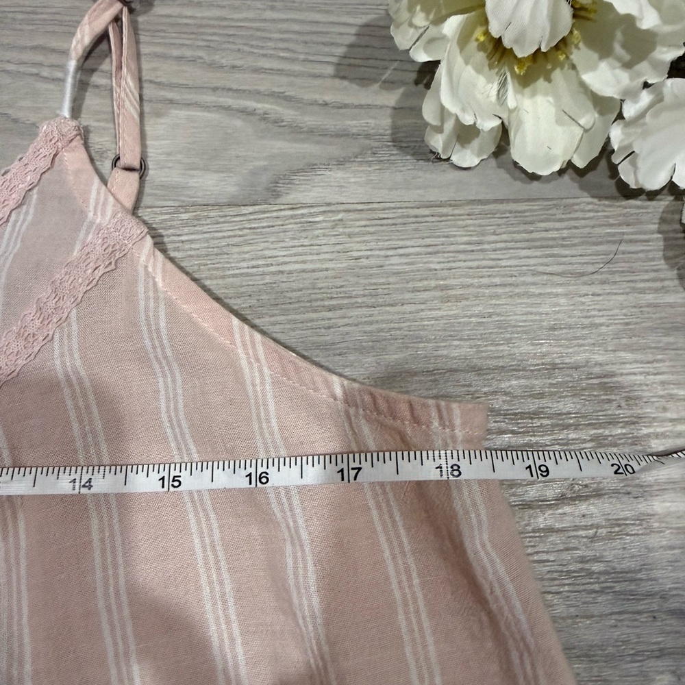 Abercrombie & Fitch Pink Striped tank top with lace details - Picture 6 of 10